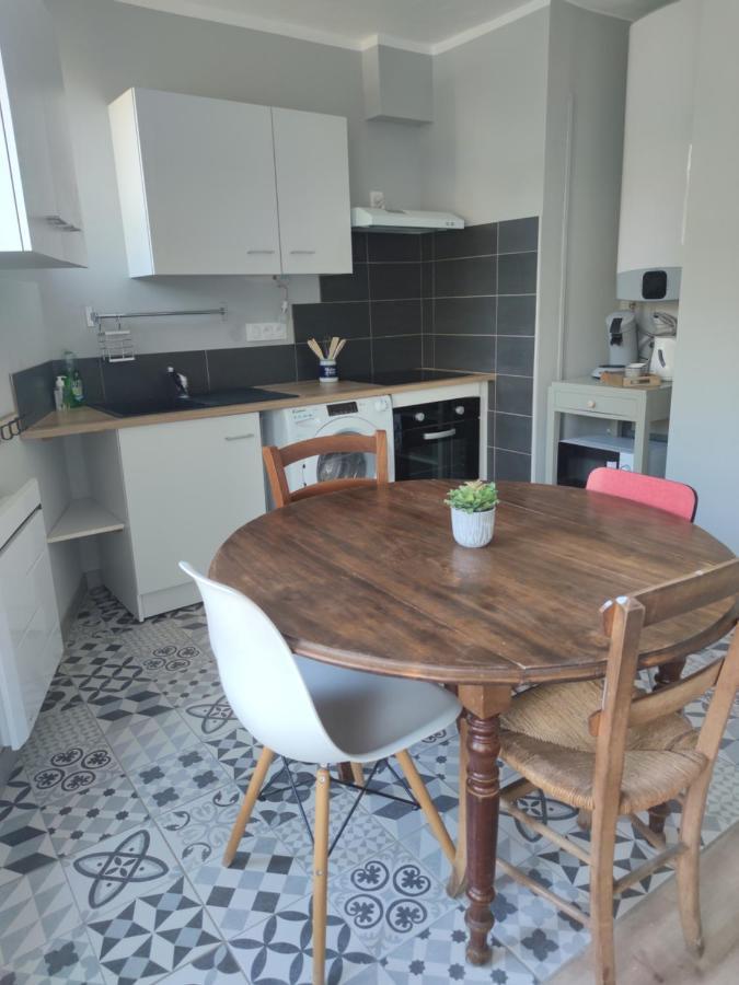 Les Plantades Aveyronnaises Apartment Saint-Georges-de-Luzençon Екстериор снимка