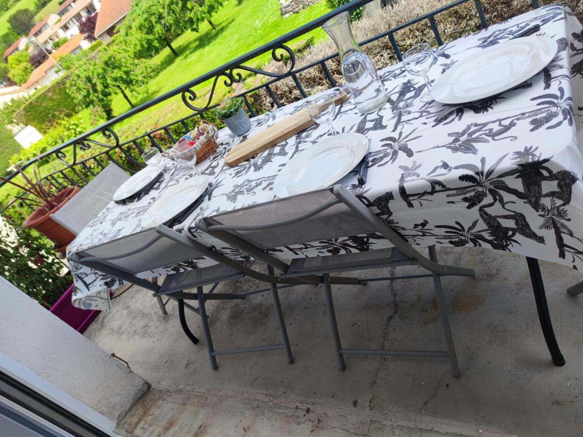 Les Plantades Aveyronnaises Apartment Saint-Georges-de-Luzençon Екстериор снимка